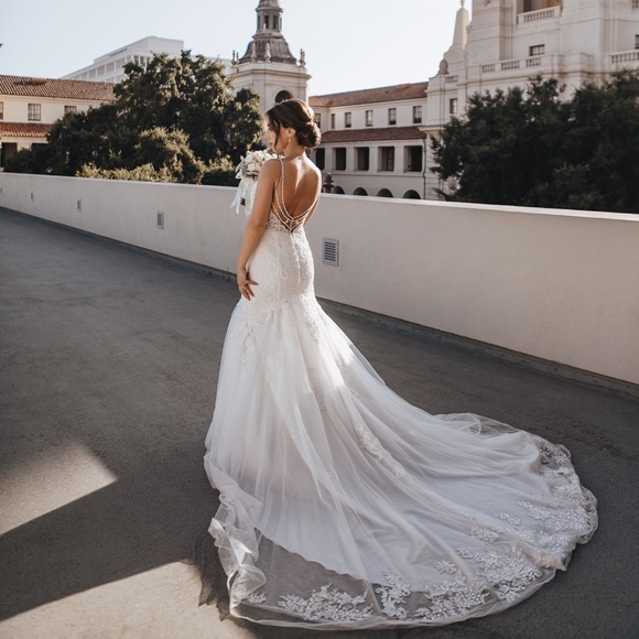 Mermaid style elegant Wedding dress - Picture 5 of 7